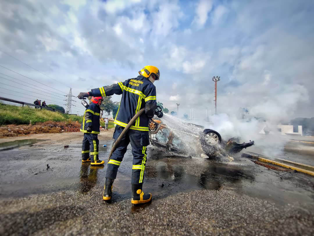 Hombre pierde la vida en trágico accidente al volcarse su vehículo en la ARC