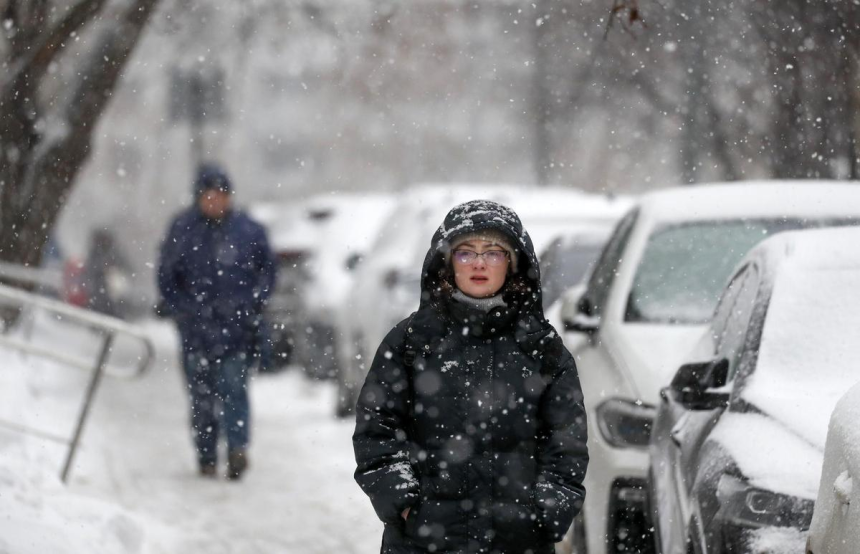 Aunque este lunes las precipitaciones está previsto que cesen, no habrá calma atmosférica en la capital rusa