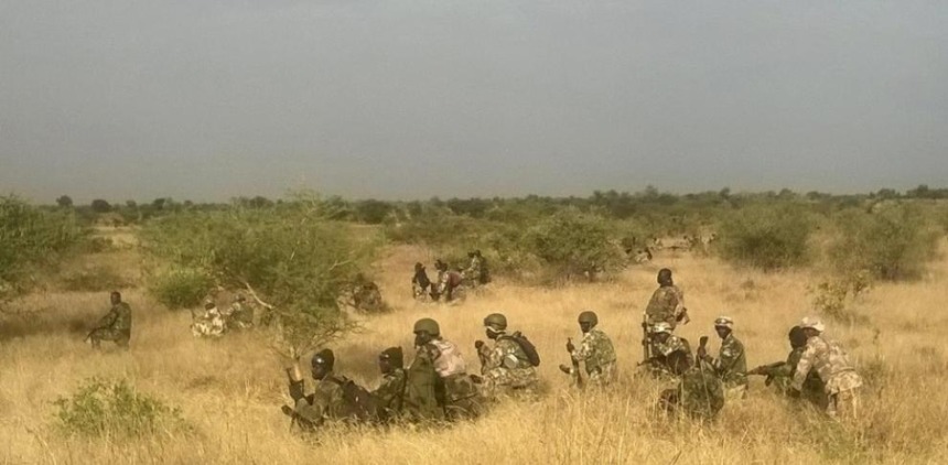 En un principio, la Fuerza Aérea de Nigeria (NAF, en sus siglas en inglés) negó en un comunicado que ese brazo del Ejército matara "accidentalmente a civiles inocentes".