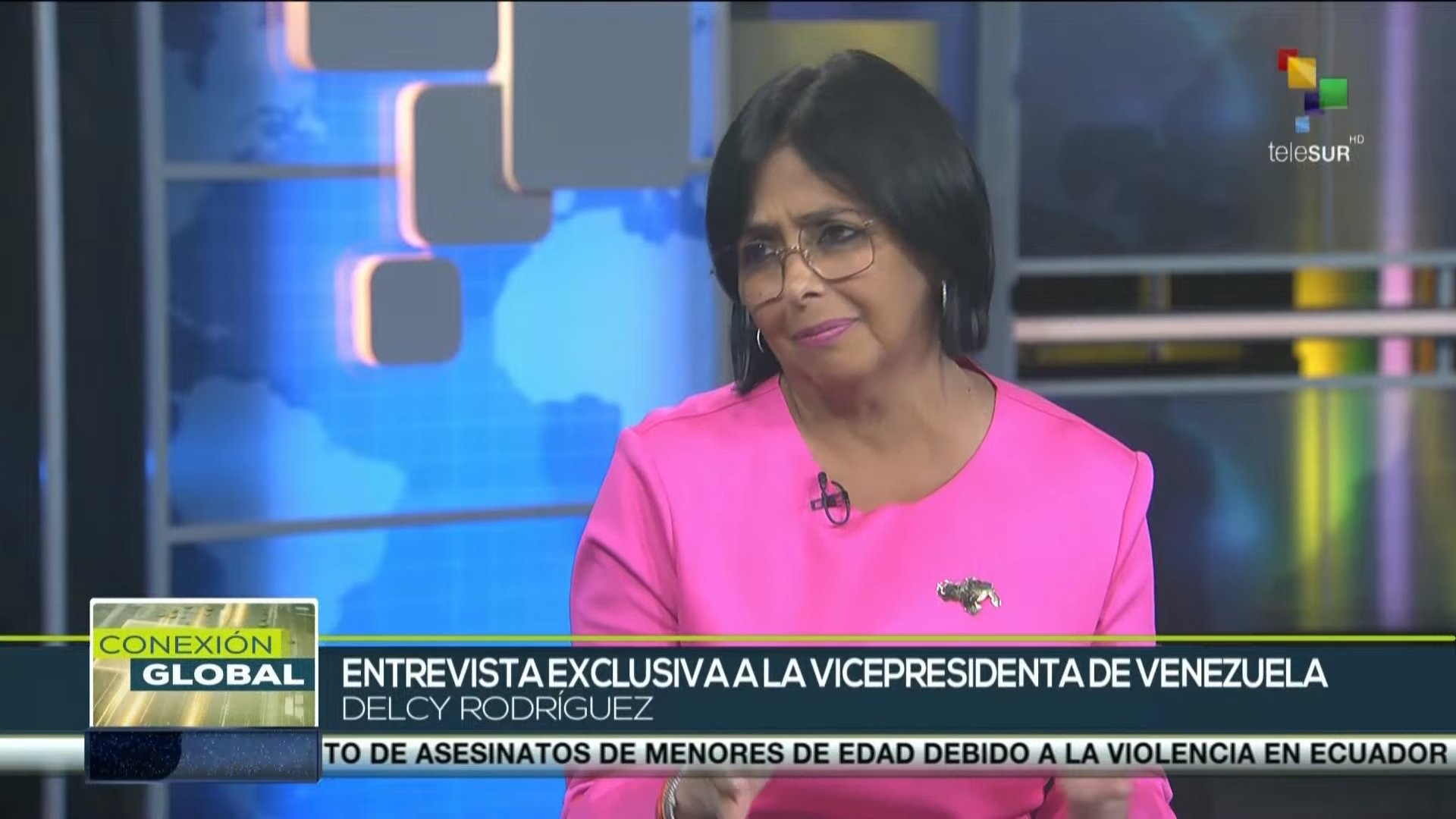 Delcy Rodríguez anuncia un aumento en el ingreso de jubilados a $70 y de pensionados a $25.