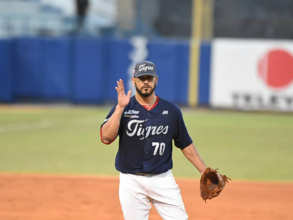 Guillermo Moscoso demuestra ser imparable en los playoffs