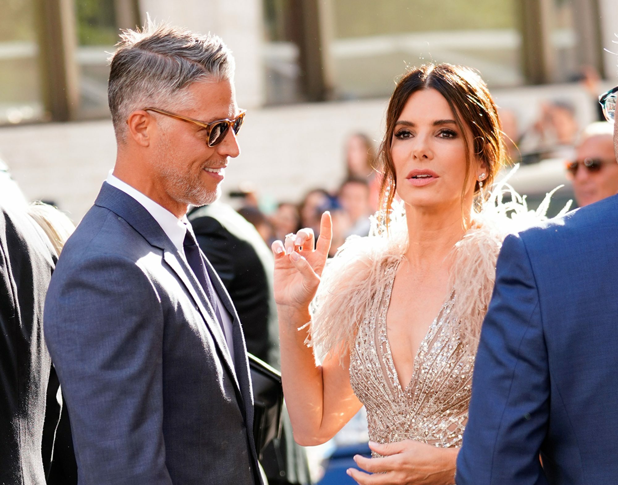 Sandra Bullock realiza el último deseo de su compañero Bryan Randall de manera conmovedora