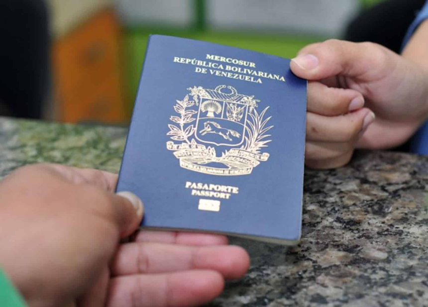 Se espera que el Saime anuncie durante la semana el nuevo valor del pasaporte venezolano de 10 años para que pueda indicarse su precio en su plataforma web.