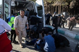 Mueren 103 personas tras explosión en acto de aniversario a Soleimani