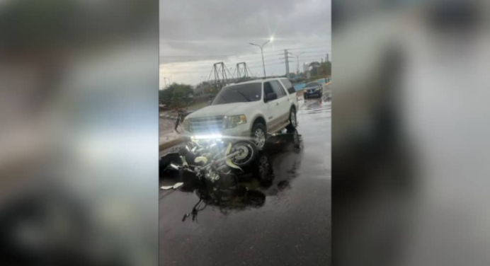 Un motorizado fue arrollado por una camioneta en Maracaibo