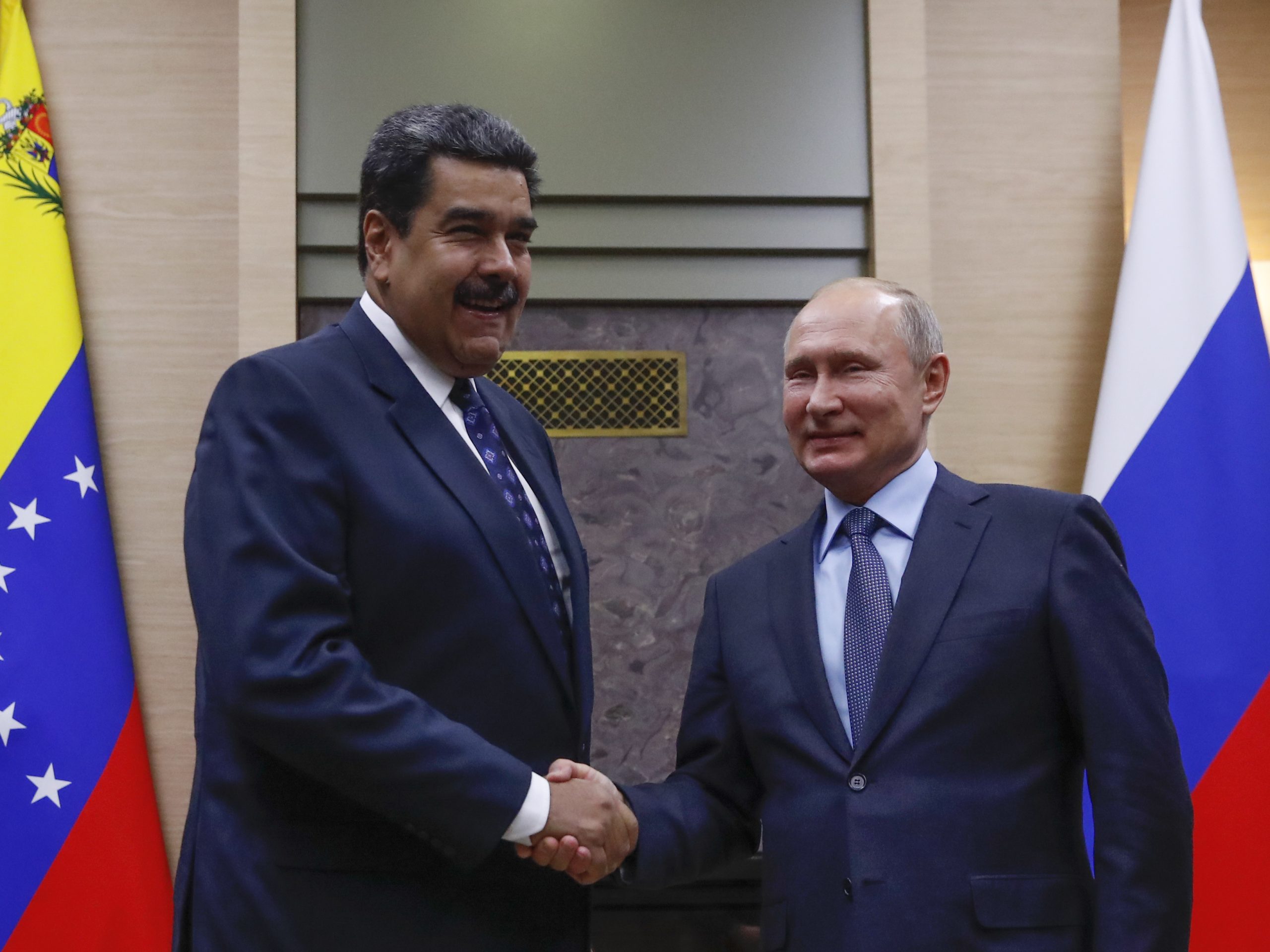 El Kremlin afirma que la visita de Maduro a Rusia es “indispensable”, aunque no se ha fijado fecha aún