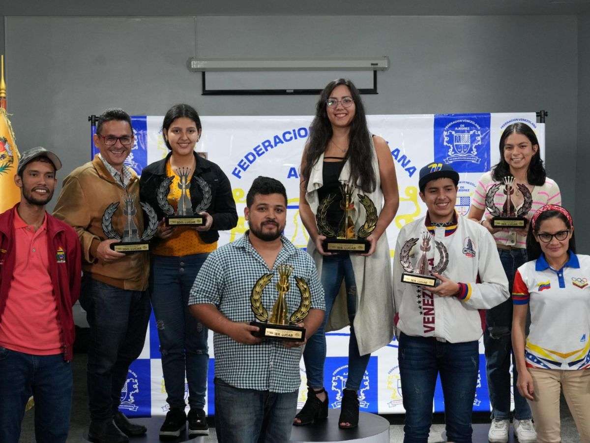 Félix Ynojosa y Tairu Rovira se coronan campeones nacionales de ajedrez