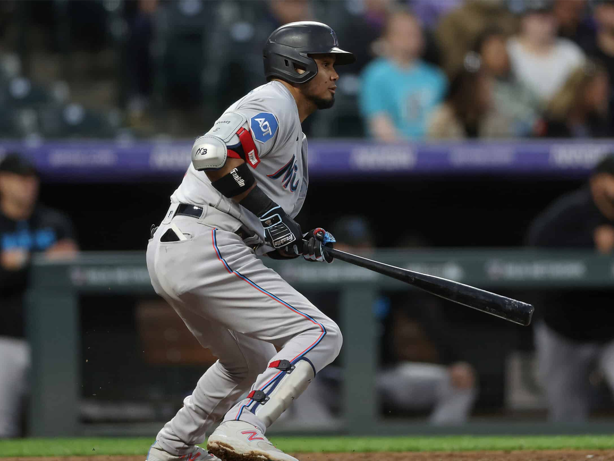 Arráez y Anderson sellan remontada de los Marlins