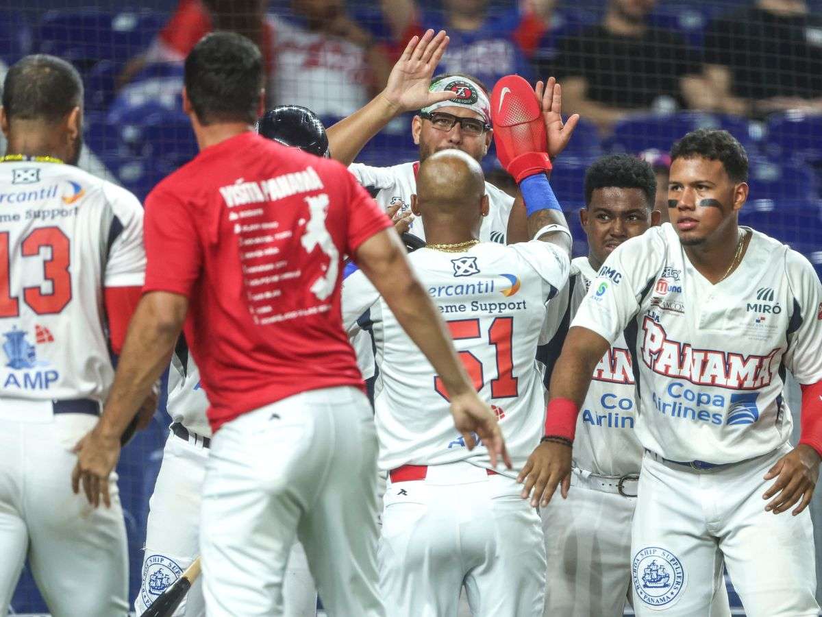 Panamá mantiene su racha invicta y avanza a las semifinales