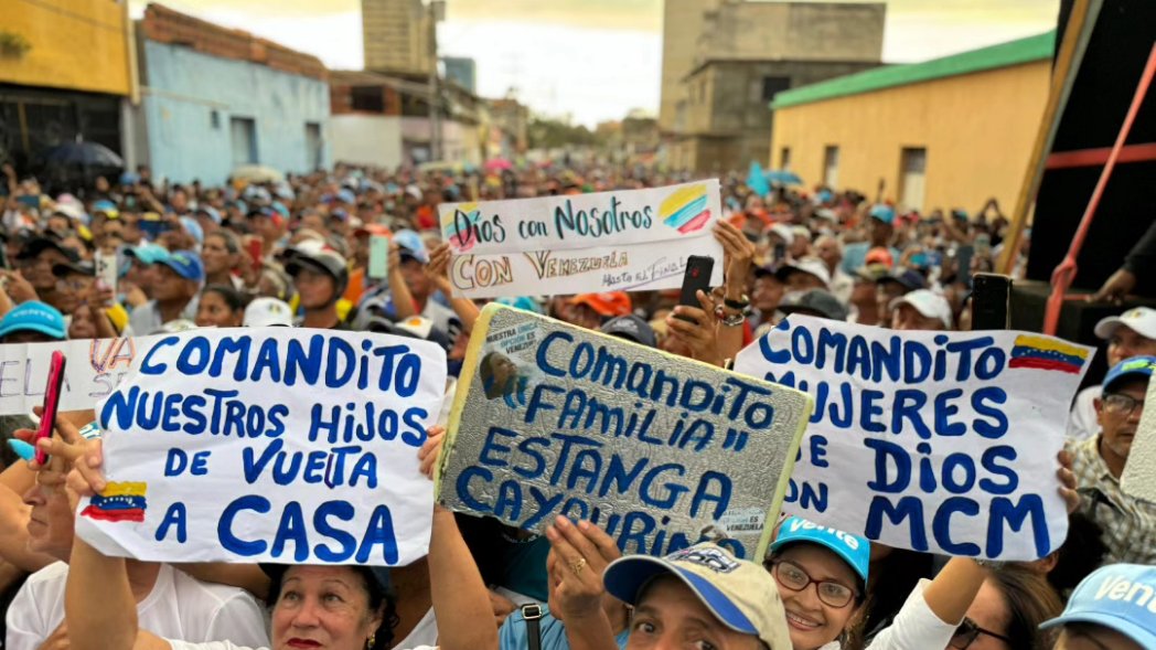 Estructura electoral en torno a María Corina Machado: Comandos de campaña, “comanditos” y giras.