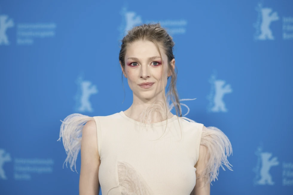 Actriz de Euphoria, Hunter Schafer, es detenida en protesta pacífica contra la guerra en Gaza