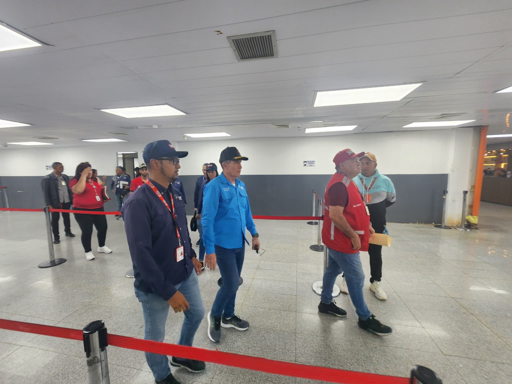 BAER afina operativo carnavales seguros 2024 en aeropuertos de barcelona y Porlamar