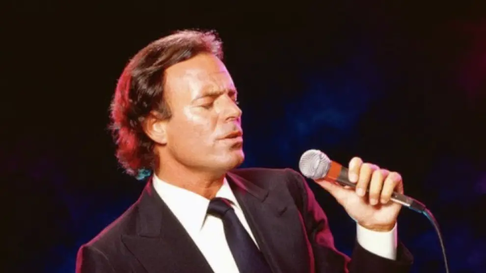 Netflix se une a Julio Iglesias para llevar a la pantalla una serie basada en su apasionante vida