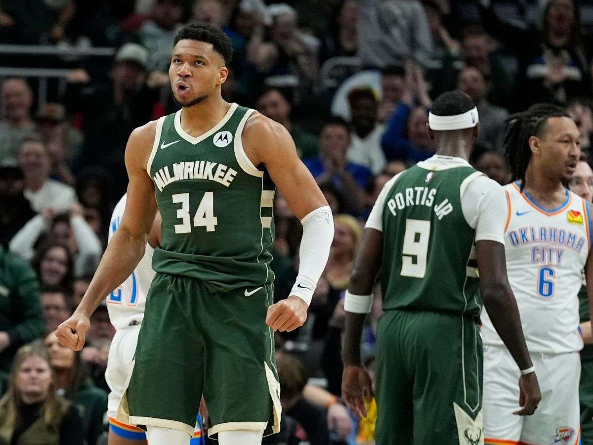 Los Bucks arrasan con su plantel completo