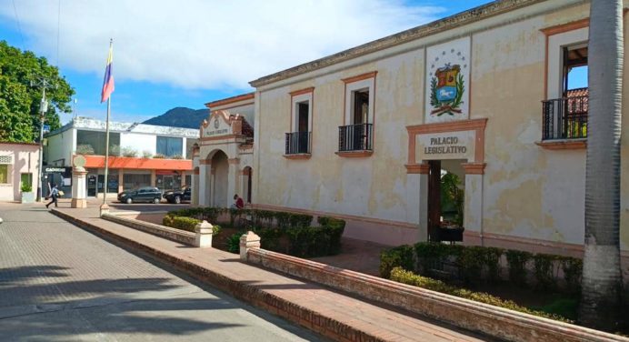 Sector empresarial pide reconsiderar contenido de Ley de Tasa vial