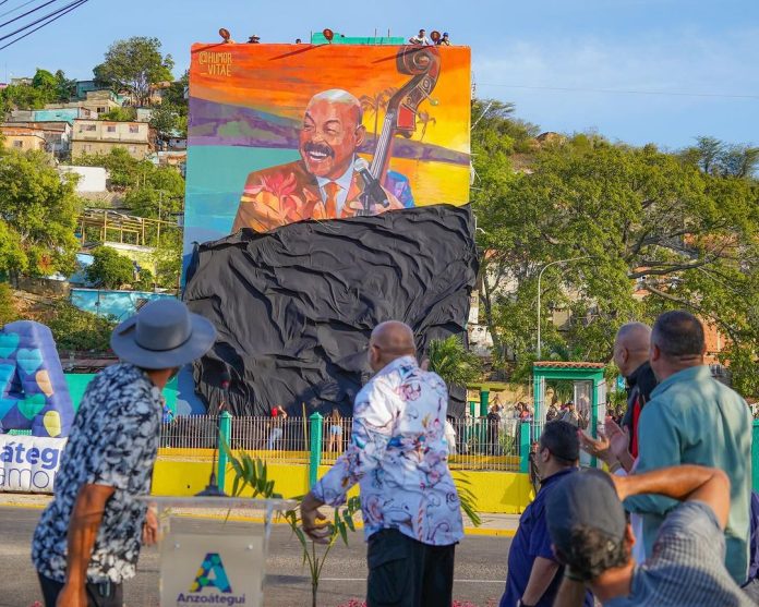 Presentan mural en honor a Oscar D’León en Puerto La Cruz