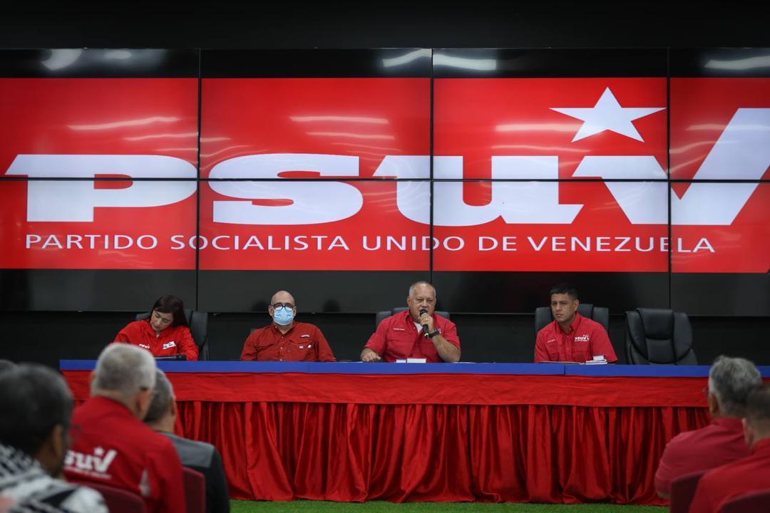 Diosdado Cabello asegura que el gobierno se compromete a mejorar los servicios públicos en el Zulia.