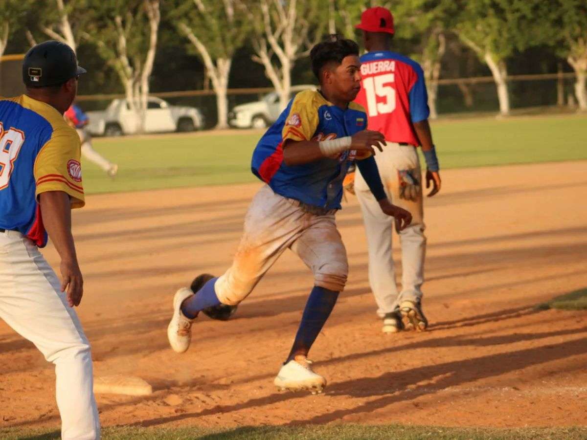 El equipo de béisbol U15 sigue imbatible en el Premundial