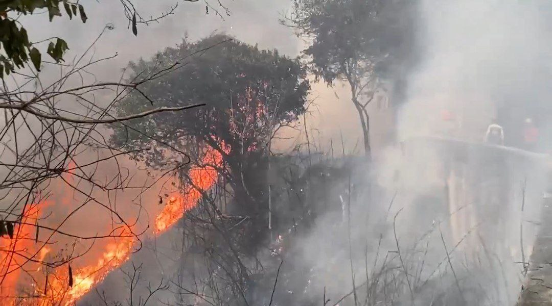 Incendio en el Waraira Repano es reportado y documentado en video