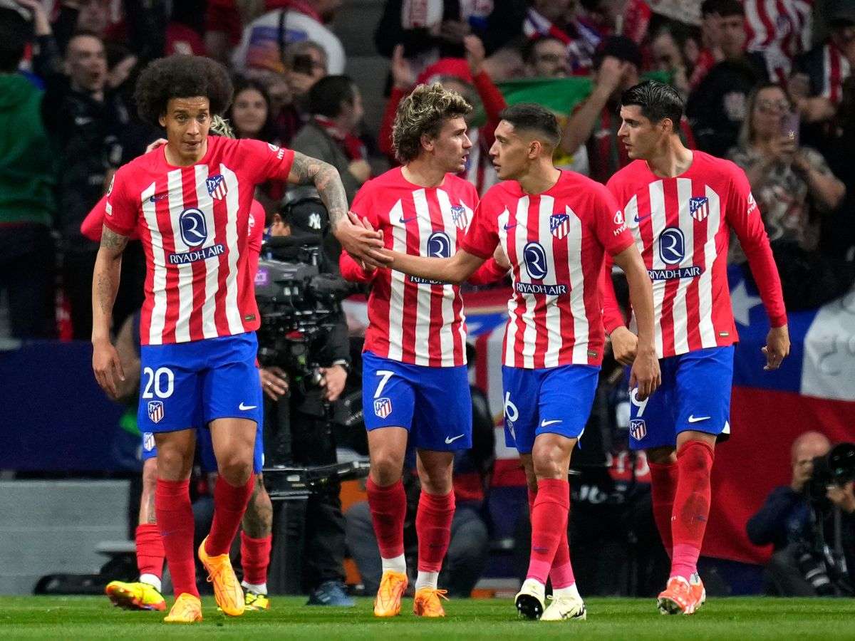 El Atlético toma la delantera ante el Dortmund