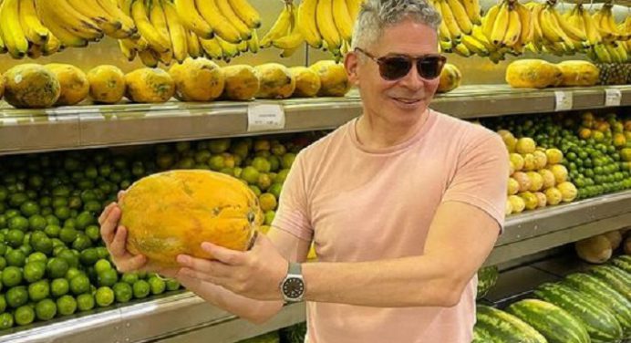 Boris Izaguirre regresó a Venezuela y desata comentarios en las redes: “Ella soy yo”