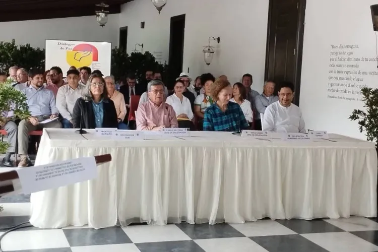 Diálogo entre ELN y Gobierno de Colombia se reanudará en mayo