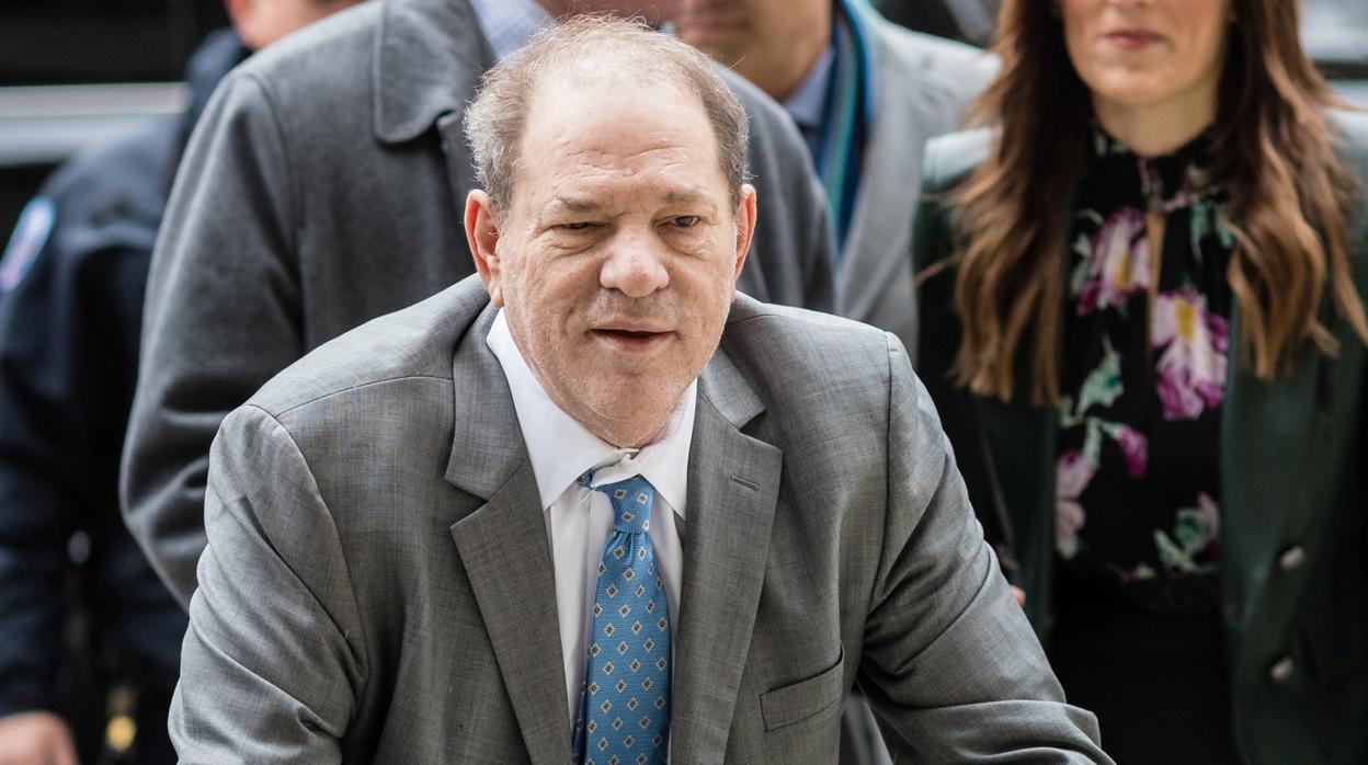 Weinstein fue trasladado al hospital por razones médicas