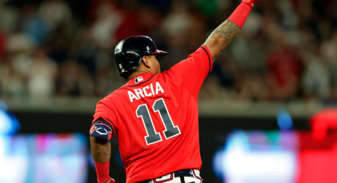 Orlando Arcia se reencontró con el jonrón