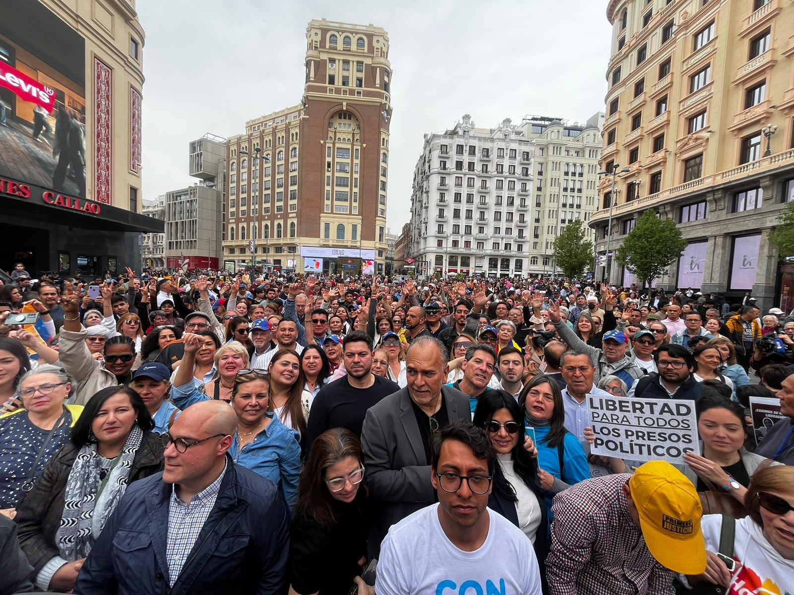 Venezolanos en Madrid se manifiestan en contra del “bloqueo electoral”