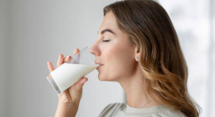 Dile adiós a la leche de vaca y conoce al mejor sustituto de origen vegetal