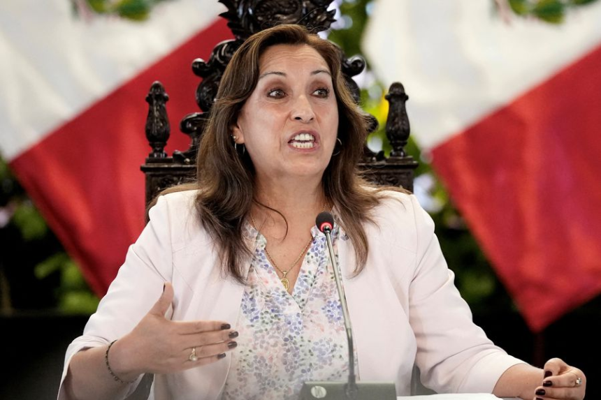 Presidenta de Perú pide que adelanten su audiencia ante la Fiscalía