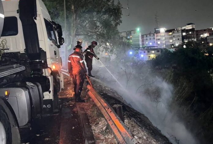 Detenidas 16 personas por incendios forestales en Caracas y Miranda