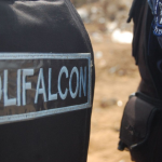 Comisiones de la Policía del estado Falcón y la Policía Municipal de Miranda se acercaron al sitio del hallazgo.
