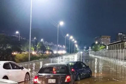 Distintas zonas de la Gran Caracas se vieron afectadas por las fuertes precipitaciones que se registraron desde la tarde del miércoles 17 de abril.