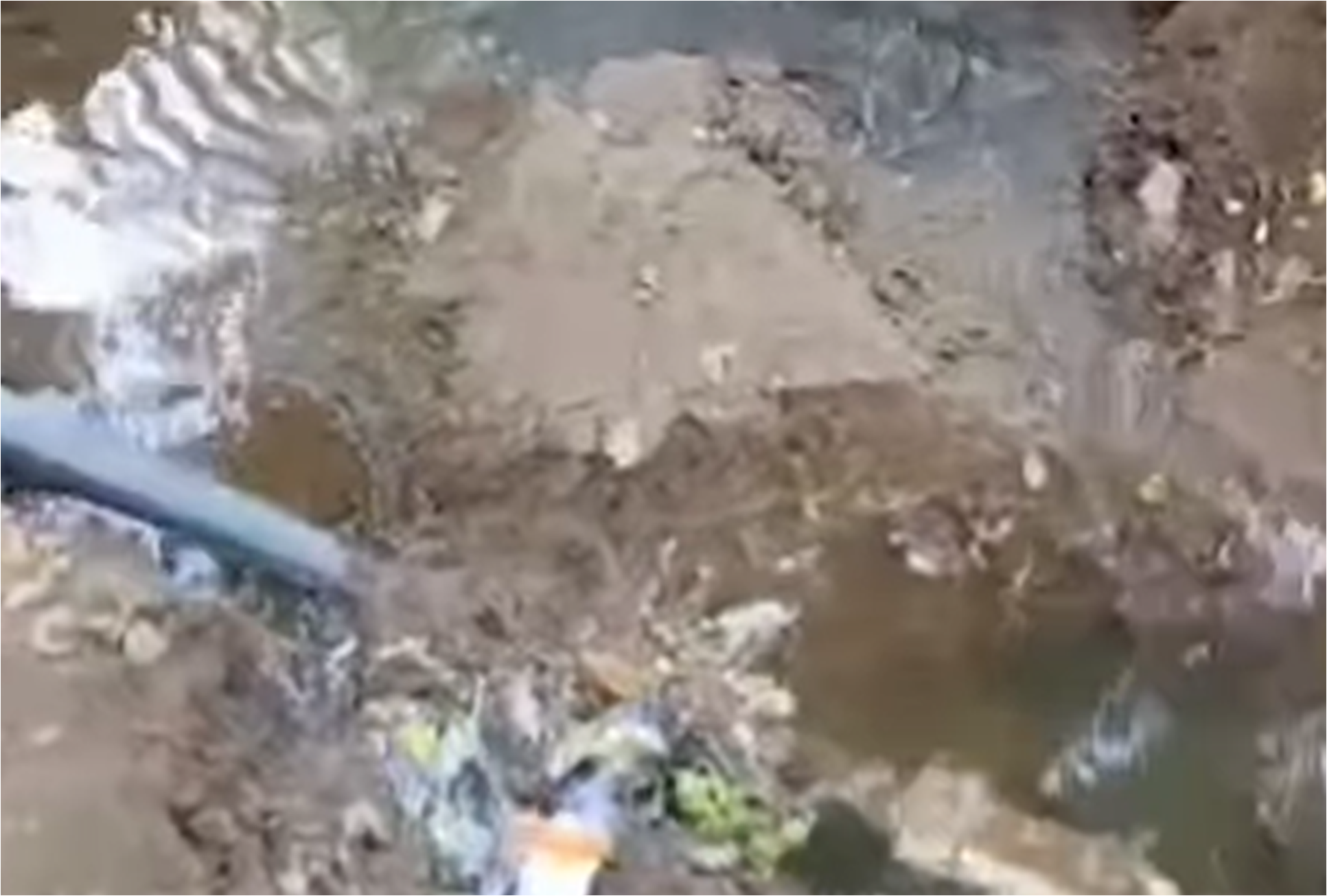 Rotura en tubería deja sin agua a la UDONE
