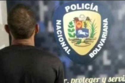 El individuo arrestado fue identificado como Yolvin Ramón López Montilla, de 28 años de edad.