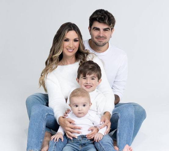 Jonathan Moly y Andrea Villarroel esperan su tercer hijo juntos (+video)