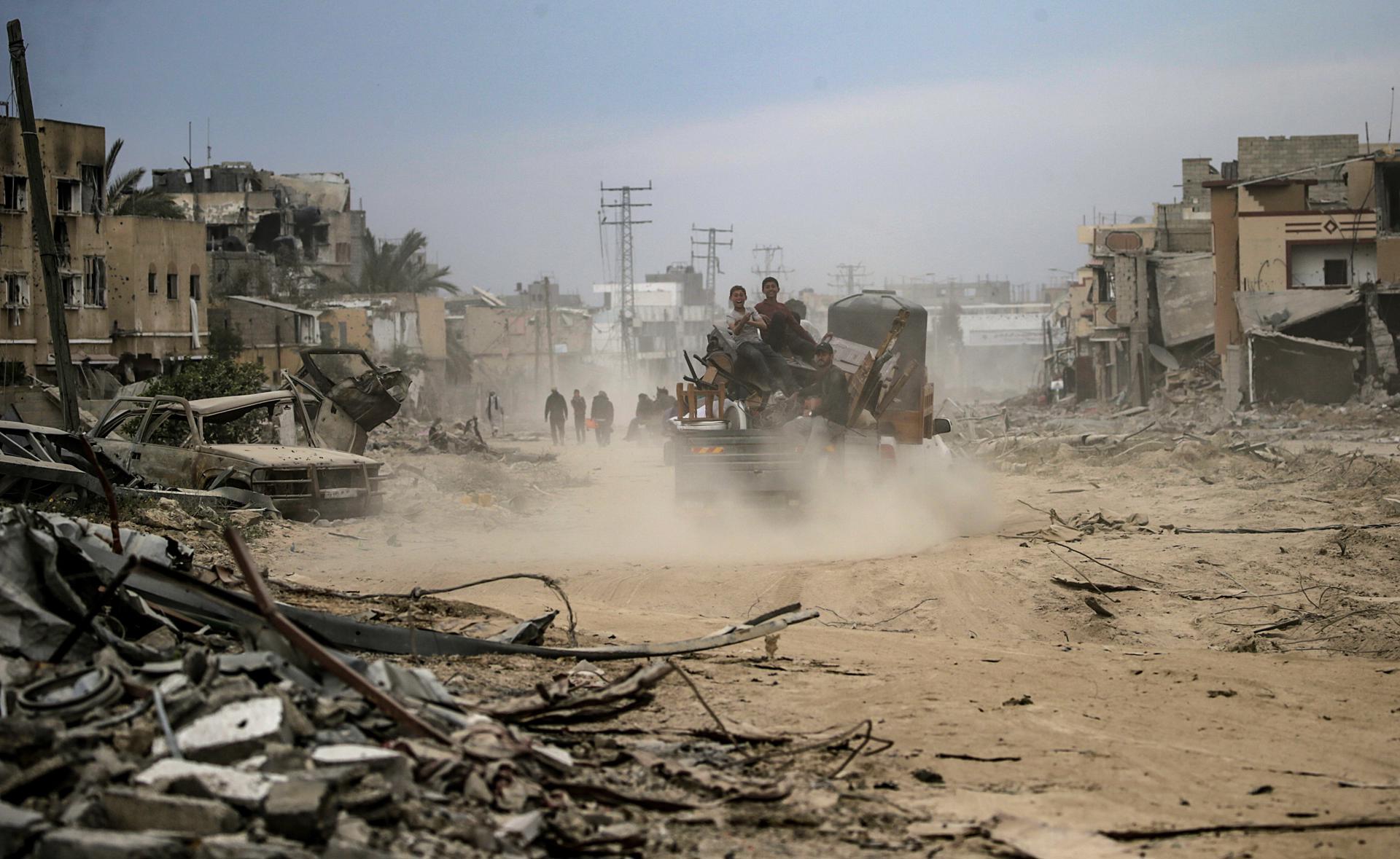 El equipo de la OMS quedó impactado por la devastación sin precedentes en Jan Yunis.