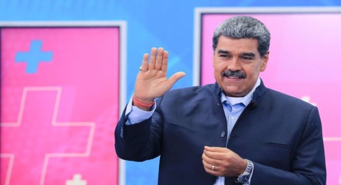 Presidente Maduro pide profundizar las bases de la democracia directa
