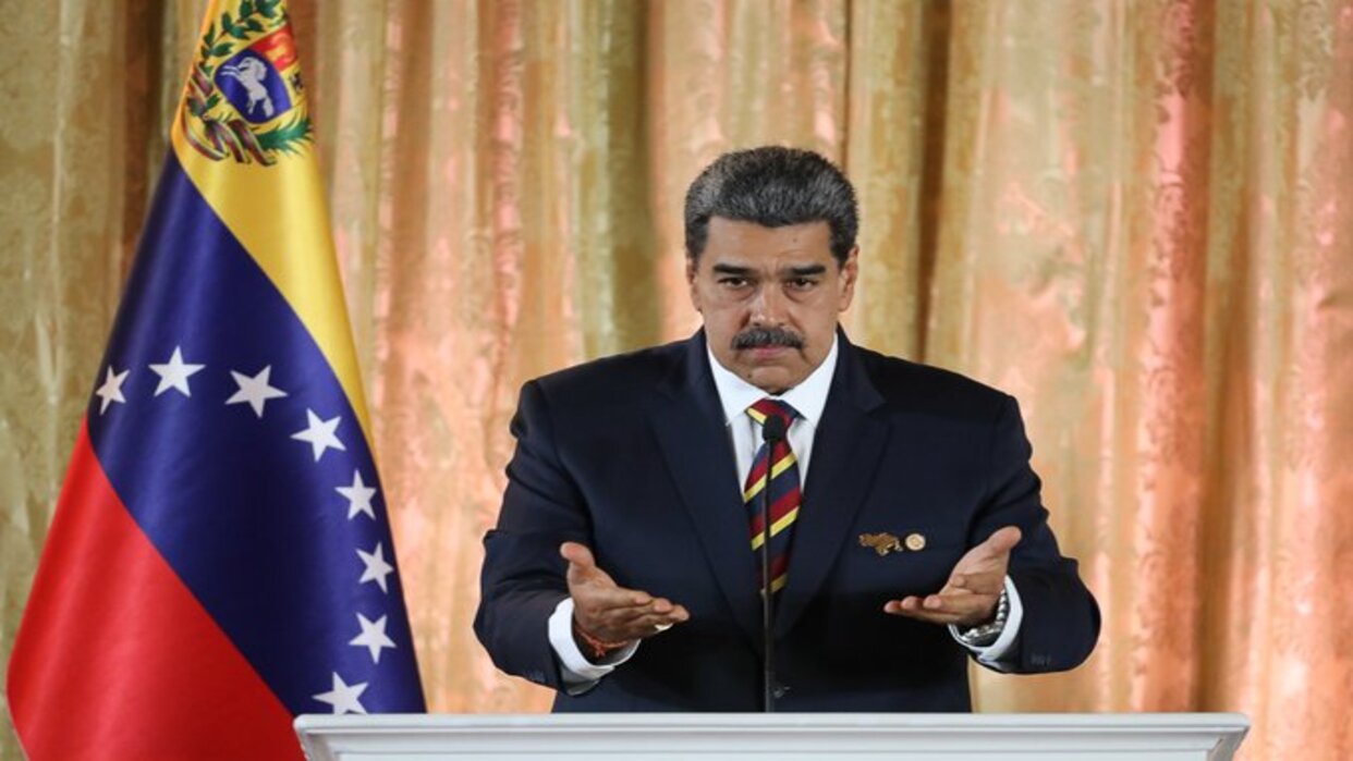 El presidente Nicolás Maduro promulga la Ley para la Defensa del Esequibo: una medida en defensa de los intereses de Venezuela.