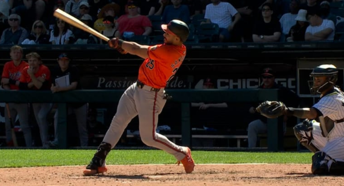 Anthony Santander en la mira de Toronto