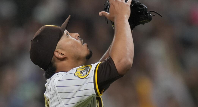 Jeremiah Estrada superó marca de José Alvarado