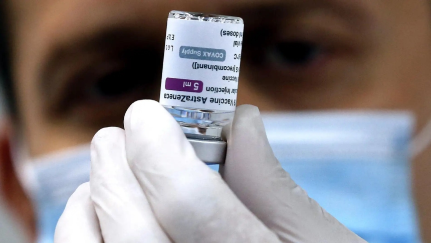 Fue la tercera vacuna en recibir el visto bueno de los reguladores europeos, después de las elaboradas por Pfizer/BioTech y Moderna.