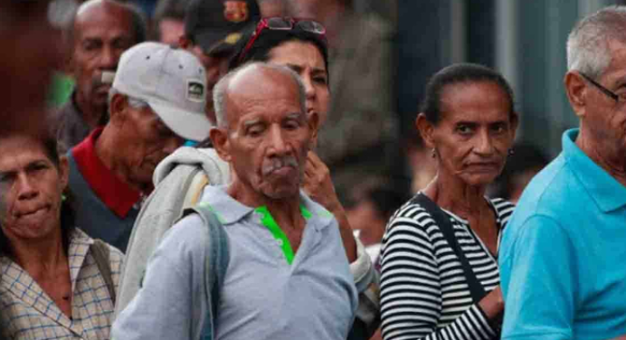 ¿Cuánto podrían pagar las empresas como contribución a pensiones por trabajador?