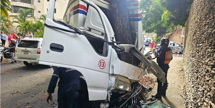 El incidente tuvo lugar alrededor de las 4:40 p.m. en la avenida Río Caroní del sector El Parral.