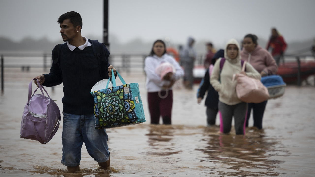 Inundaciones en Brasil dejan 60 muertos y 101 desaparecidos