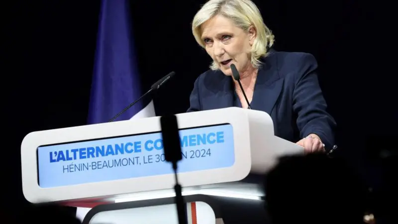 La extrema derecha se impone en la primera vuelta de las parlamentarias en Francia según datos preliminares