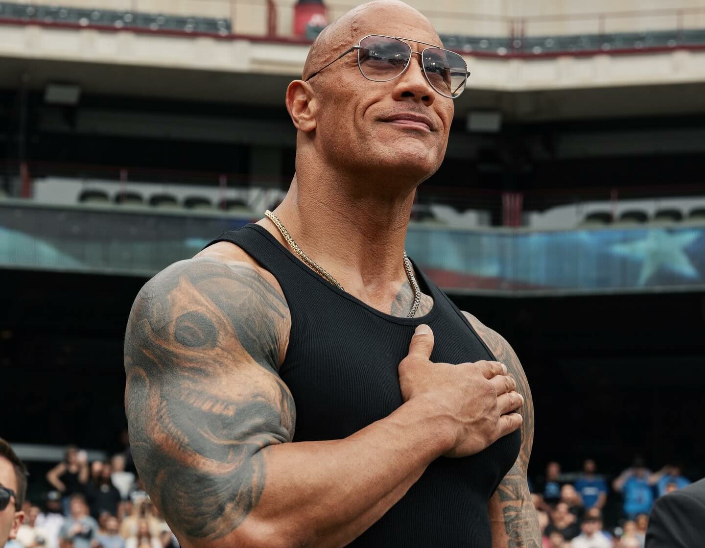 Dwayne Johnson sufre una fuerte lesión y paraliza el rodaje de su nueva película