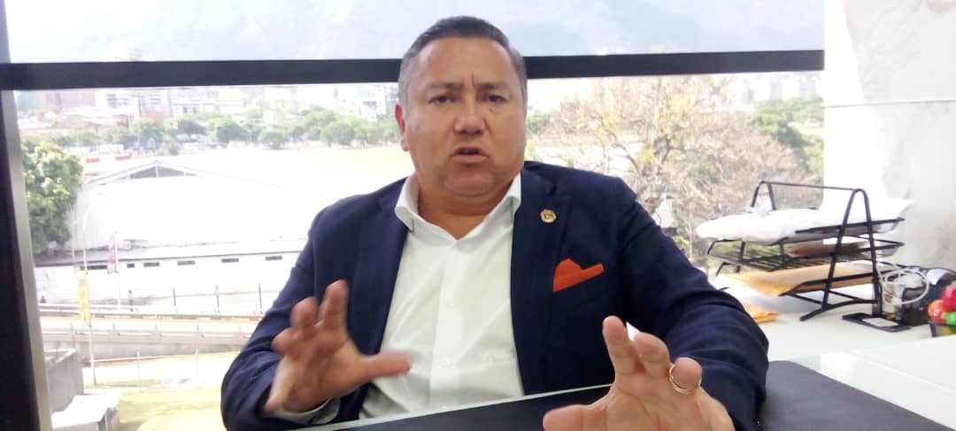 Candidato Bertucci: No es cierto que Maduro cuente con apoyo mayoritario de Iglesia Evangélica