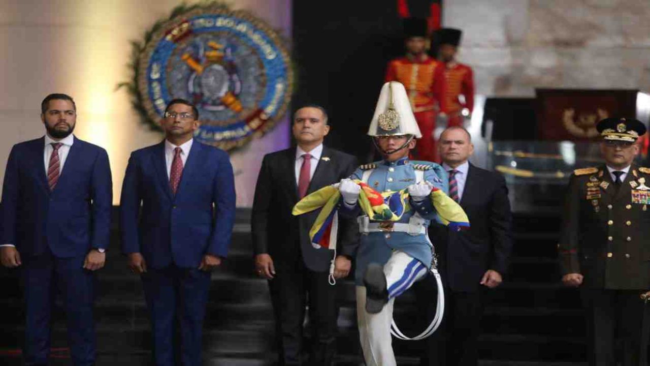 Gobierno nacional conmemora el 203° aniversario de la Batalla de Carabobo y Día del Ejército